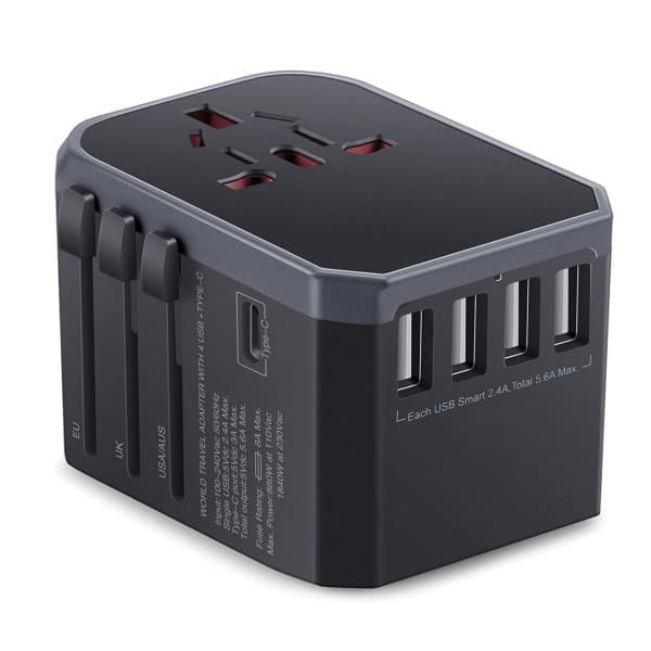 IMO 9324  Travel Adaptor with 4 USD + 1 TYPE-C Charger